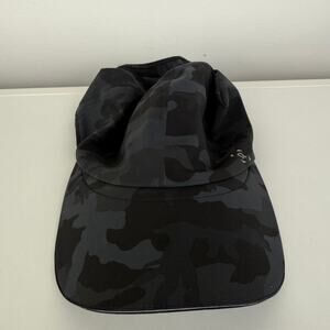 Lululemon Womens Running Activewear Lightweight Black Camo Hat One Size